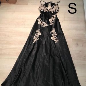 Women’s Black Dress Size S